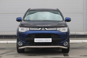 Mitsubishi Outlander, III